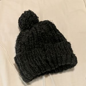 Zara Pom-pom Winter Hat